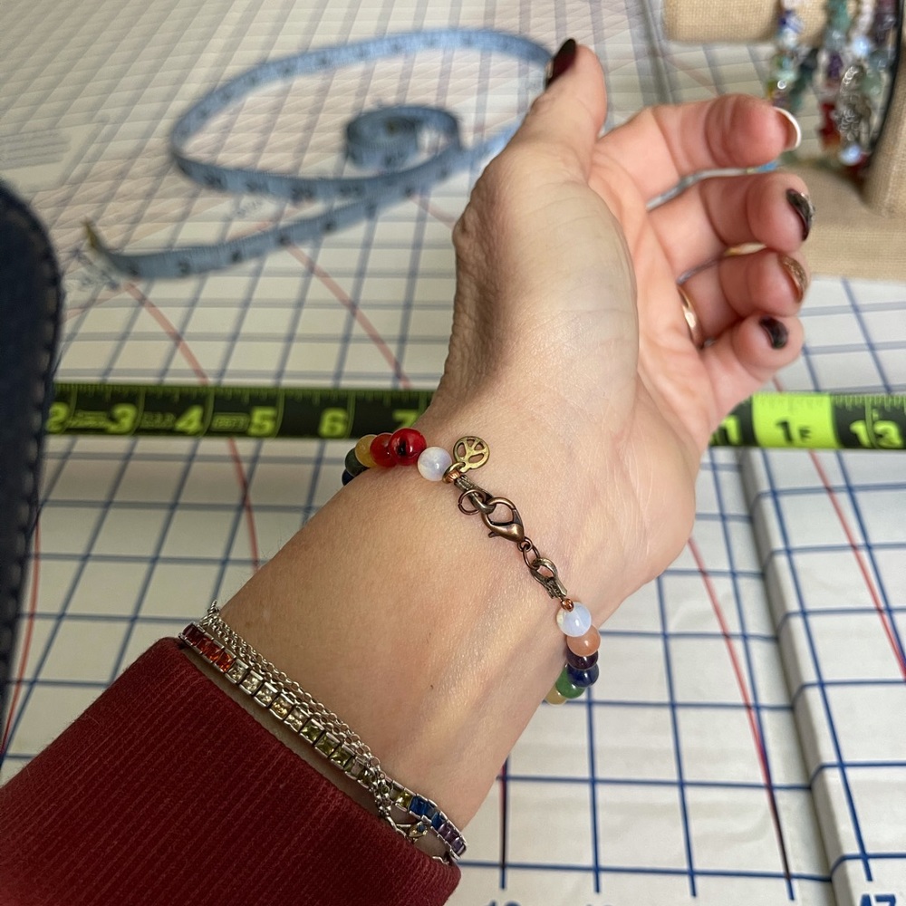 Chakra Bracelet with natural stones Reiki infused - Picture 7 of 12
